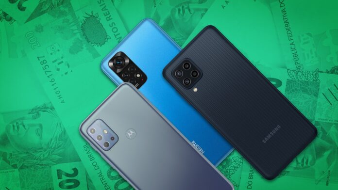 Melhor celular intermediário para comprar por menos de R$ 1.200 | Agosto 2023