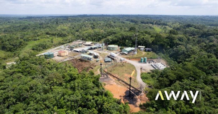 Povo do Equador vota não à exploração de petróleo na Amazónia