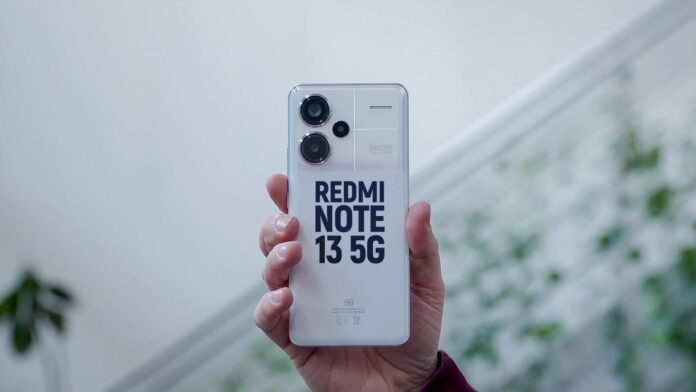 Redmi Note 13 Pro Plus: o intermediário evoluiu e é quase premium | Vídeo Hands-On