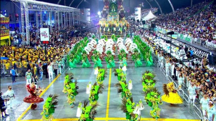 Carnaval 2024: saiba onde assistir aos desfiles das escolas de samba de SP e RJ na TV ou internet