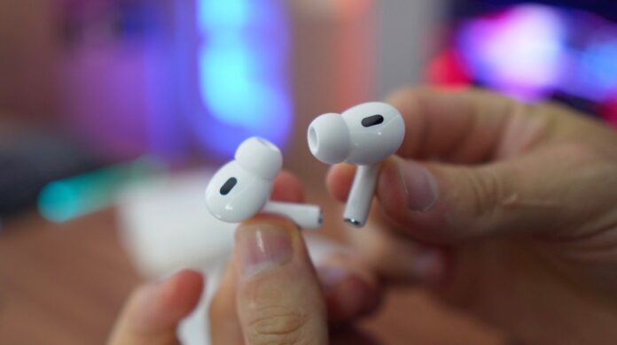 Apple lança novo firmware beta para os fones de ouvido AirPods Pro 2