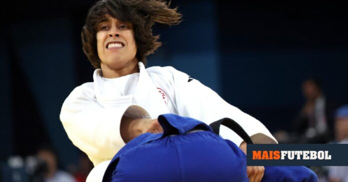 Paris 2024: Catarina Costa entra a vencer e está nos «oitavos» em -48kg