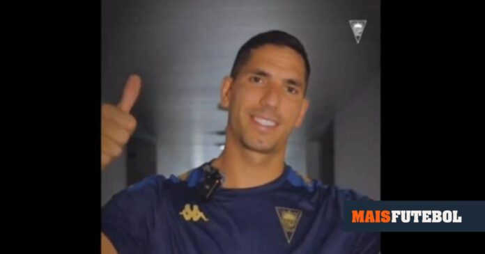 OFICIAL: Joel Robles reforça a baliza do Estoril