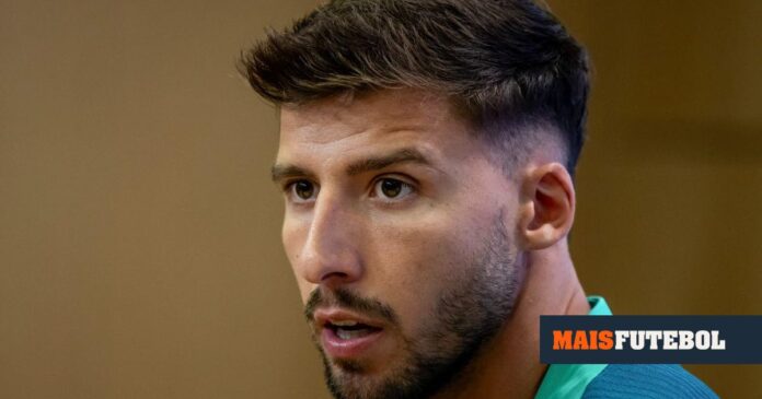 Ruben Dias responde às críticas: «Injusto comparar contextos de clube e Seleção»