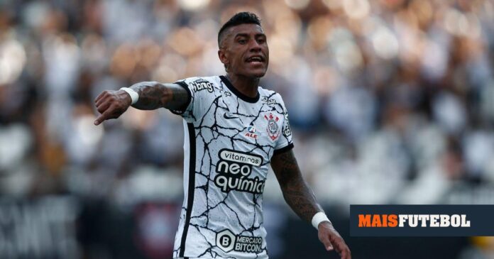 VÍDEO: em lágrimas, Paulinho coloca um ponto final na carreira