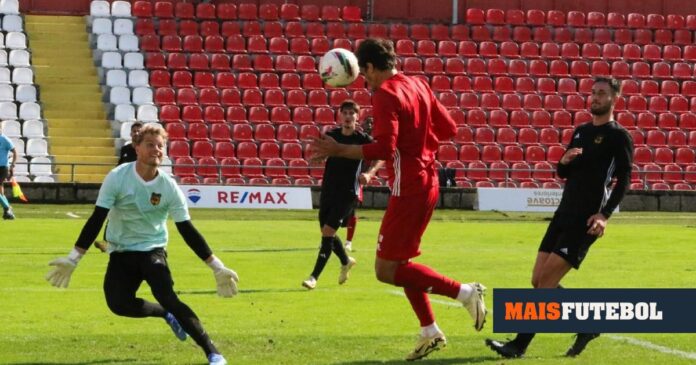 Nenê faz hat-trick no triunfo do AVS sobre o Lourosa