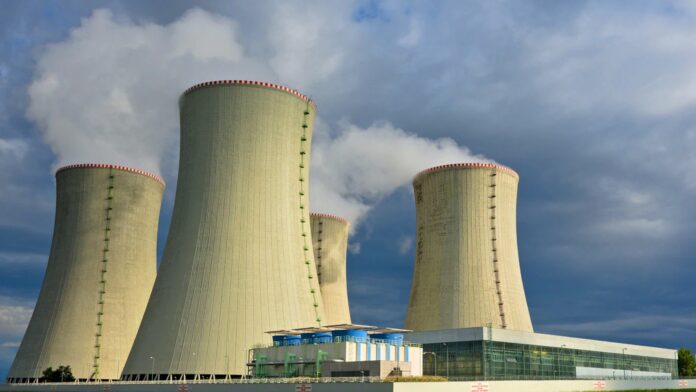 Amazon, Google e Microsoft miram investimento em energia nuclear