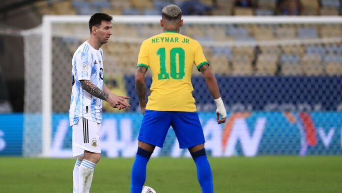 Gómez, do Palmeiras, elege o mais difícil de marcar entre Messi e Neymar