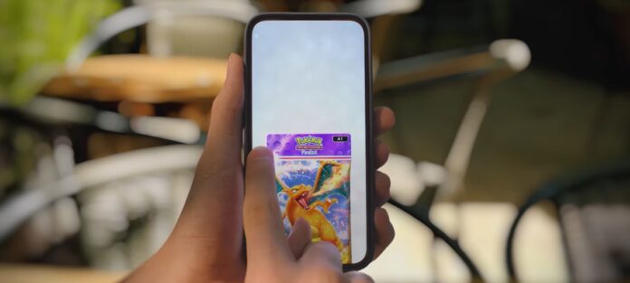 Pokémon Estampas Ilustradas Pocket está disponível no Brasil