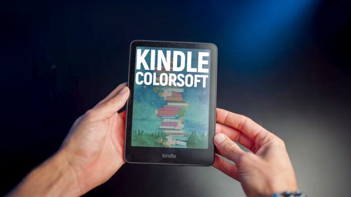 Amazon Kindle ColorSoft é o primeiro com tela colorida e traz avanços, mas… | Vídeo prático