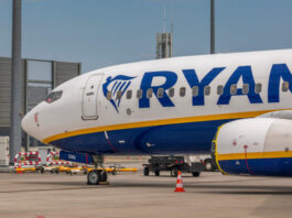 Ryanair quer limite de duas bebidas alcoólicas por passageiro