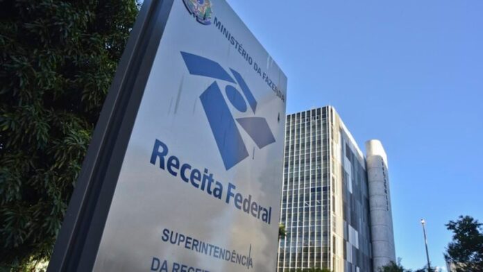 União perderia R$ 270 bi com correção integral do Imposto de Renda