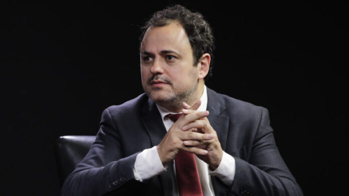 Conselho de Ética da Câmara aprova cassar mandato de Glauber Braga